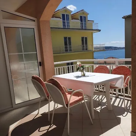 Antonio Apartment